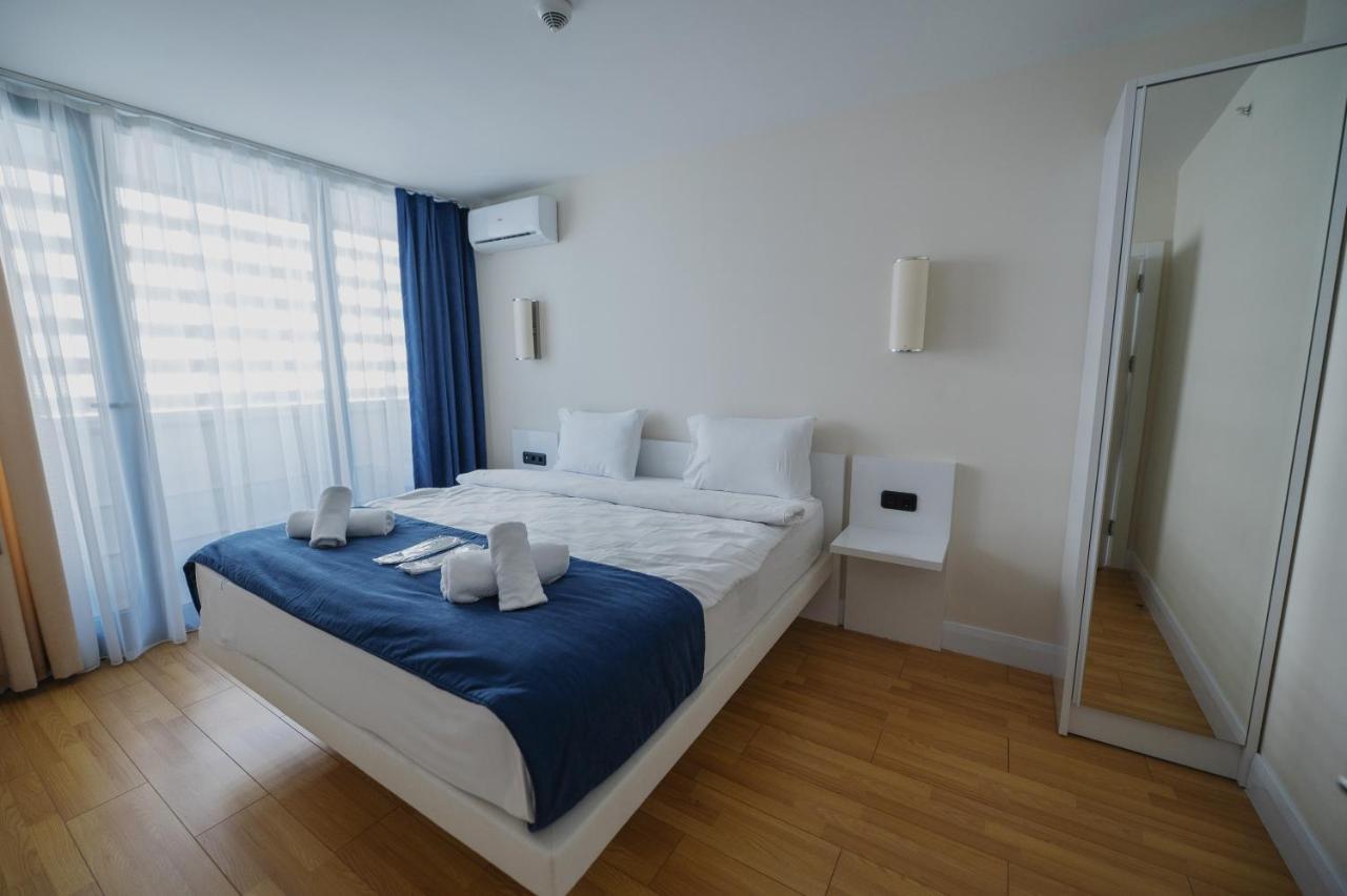 Blue Orbi City Hotel Batumi Exterior foto